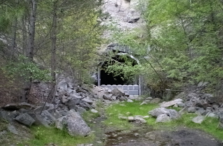Adra Tunnel South End, Kettle Valley Railway Naramata Section, 2010-08.